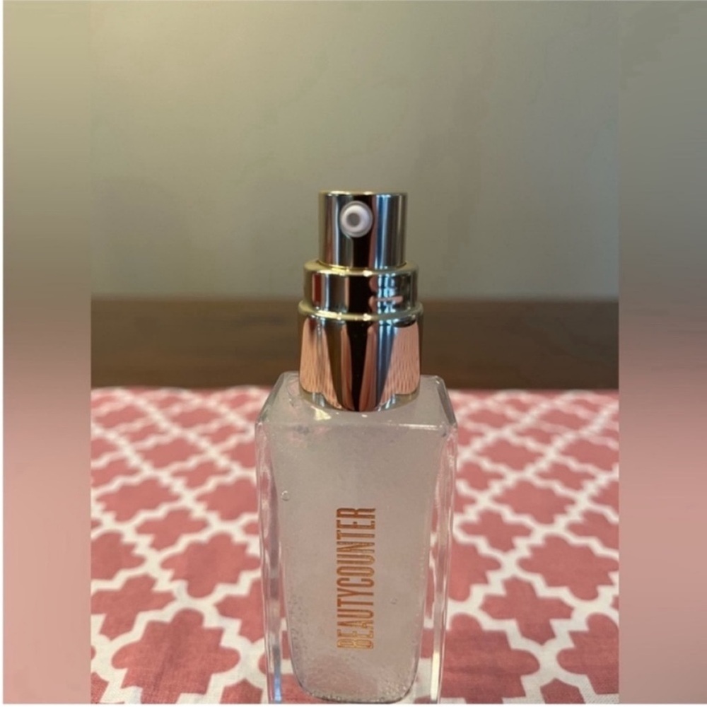 Beautycounter Glow First Priming Serum, new in box - Picture 8 of 8